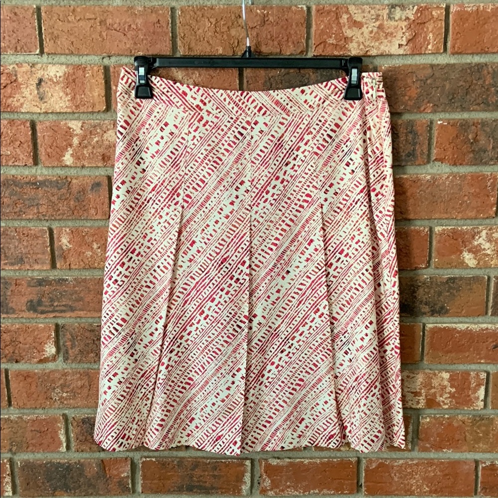 Stylish Silk Pleated Red and Cream Women's Skirt
